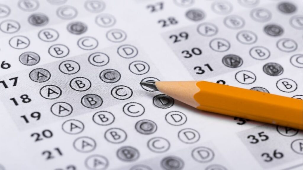 TOEIC 2 kỹ năng là gì? Cấu trúc 7 Part, thang điểm và ý nghĩa kết quả 9 So sánh thi TOEIC 2 kỹ năng trên giấy và máy tính